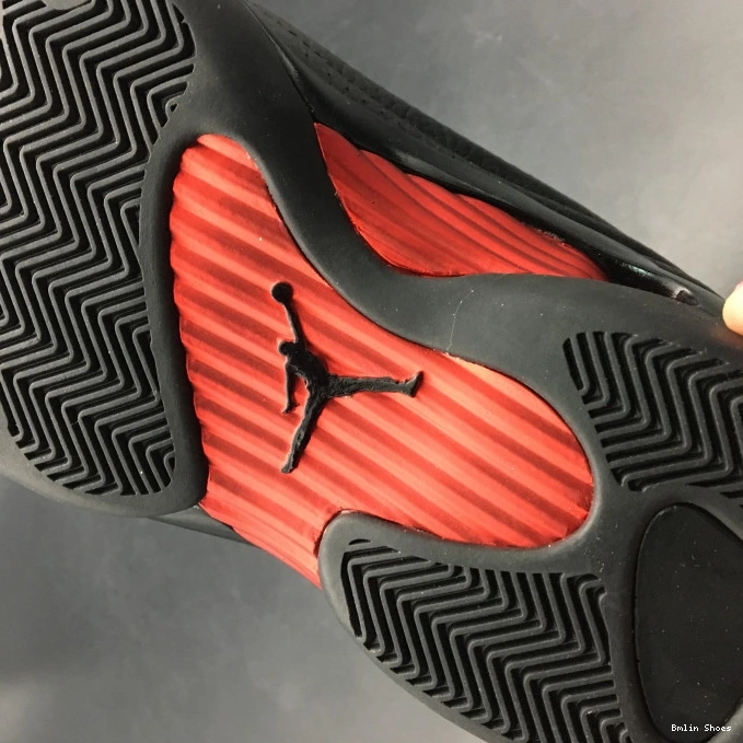 Bmlin (2018) Shot Retro Last Air 14 487471-003 Jordan 0807